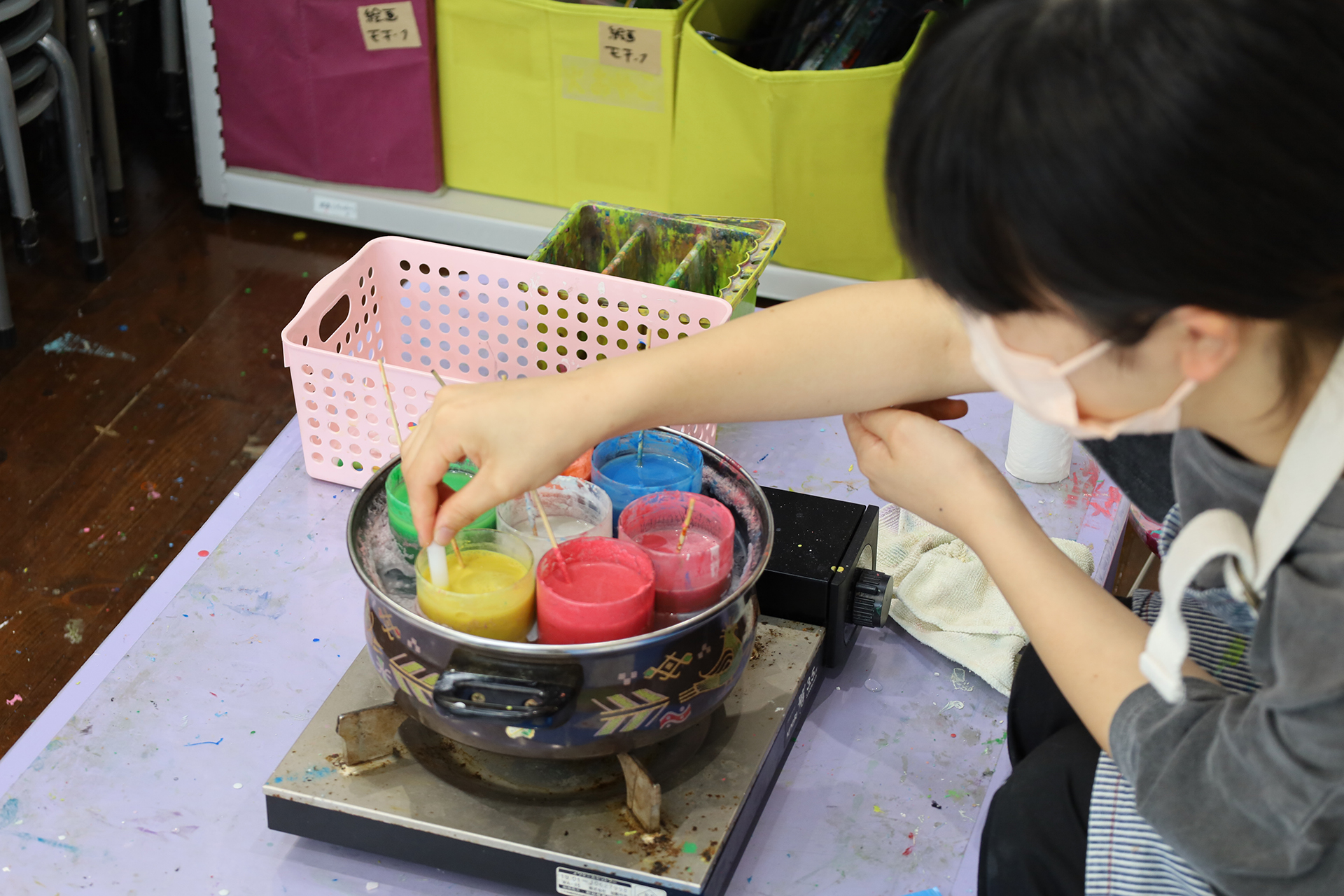 カラフルスタッフのさくらお姉さんがアートコンペの最終審査で東京へ